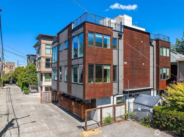 119 A 18th Avenue E, Seattle WA 98122