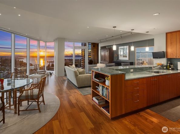 10700 NE 4th Street 3016, Bellevue WA 98004