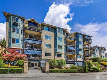 8720 Phinney Avenue N