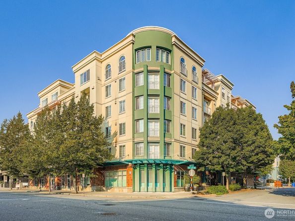 11004 NE 11th Street 406, Bellevue WA 98004