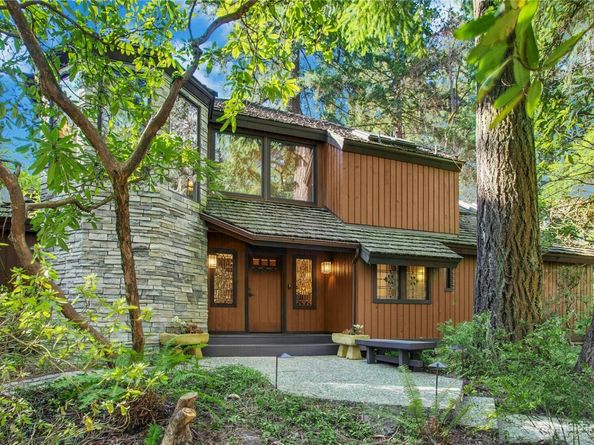 1815 102nd Place SE, Bellevue WA 98004