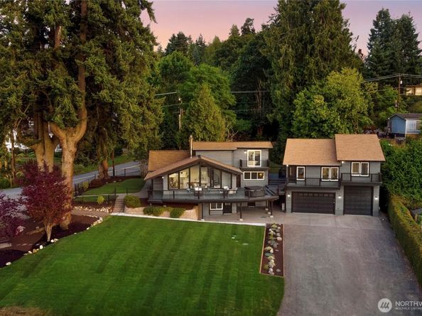 27405 Lofall Court NW, Poulsbo WA 98370