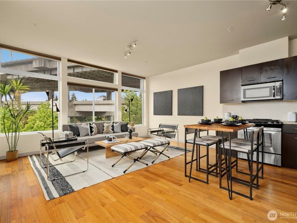 2960 Eastlake Avenue E 403, Seattle WA 98102