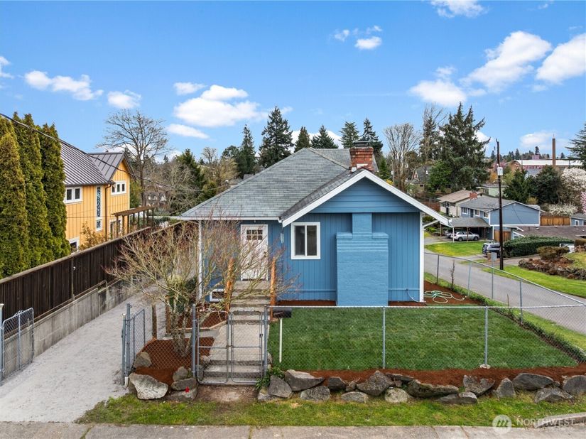 5518 39th Avenue S, Seattle WA 98118