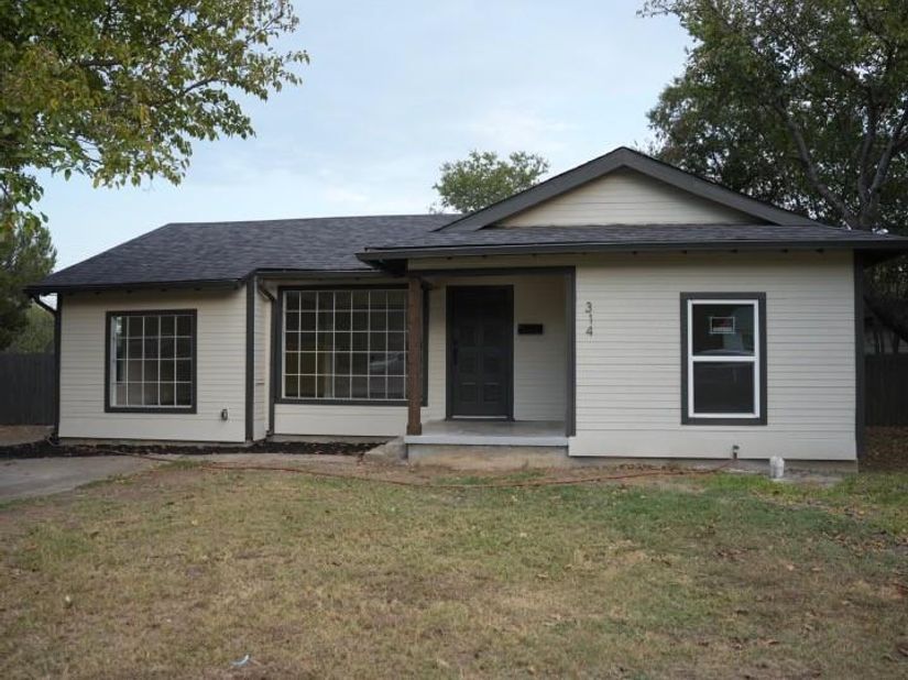 314  37th Street , Grand Prairie Texas 75050