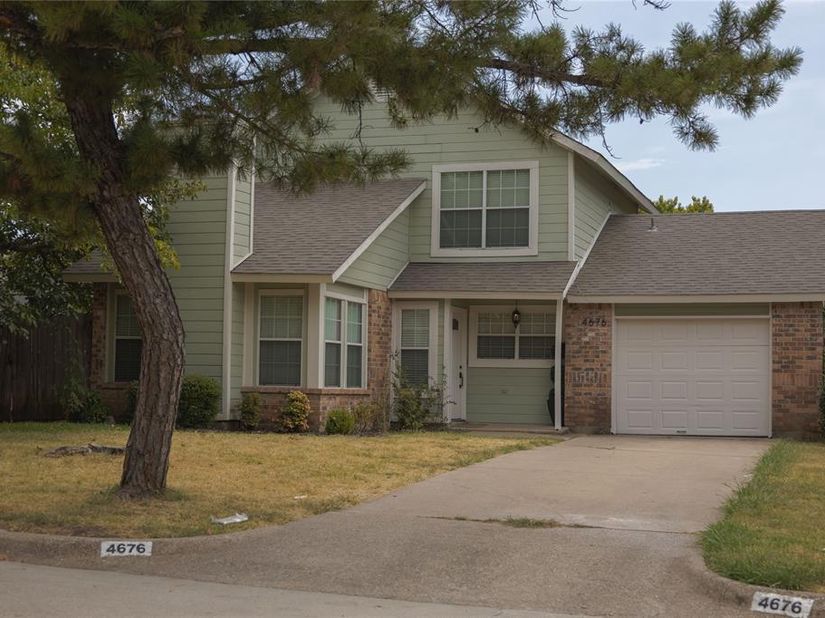 4676  Bracken Drive , Fort Worth Texas 76137