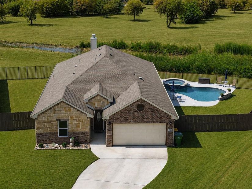 7924  Wilson Cliff Court , White Settlement Texas 76108