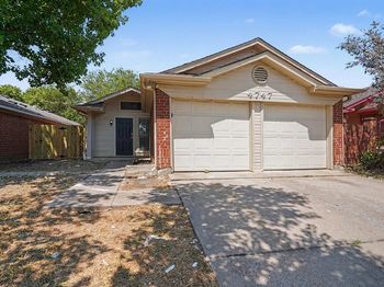 4747  Poppy Drive E