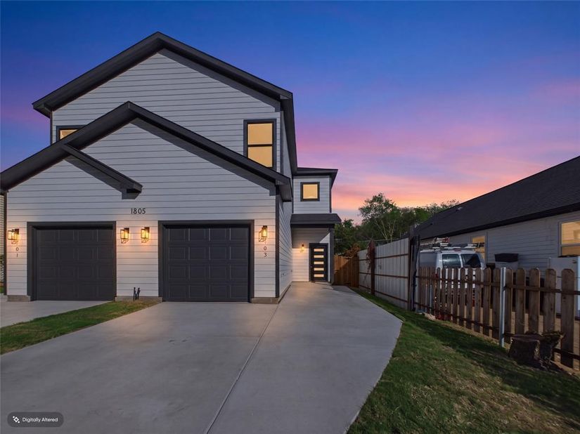 1805  Ash Crescent Street , Fort Worth Texas 76104