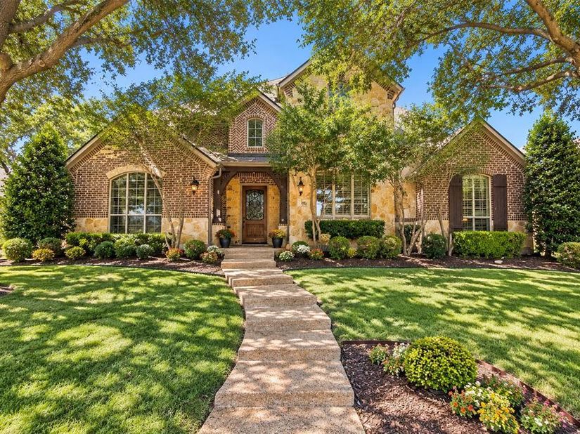1401  Luckenbach Drive , Allen Texas 75013