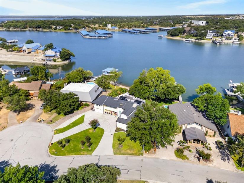8921  Random Road , Fort Worth Texas 76179