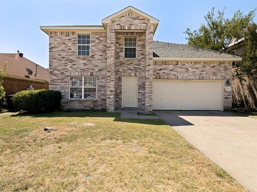 4721  Palm Ridge Drive , Fort Worth Texas 76133