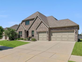 7025  Central Court 