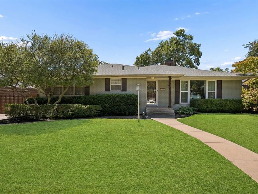 1209  Spruce Drive , Richardson Texas 75080