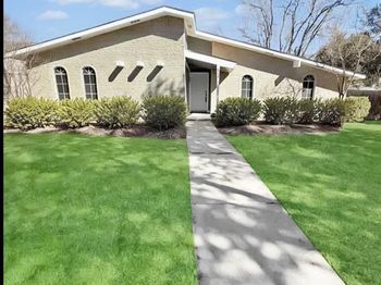 4138  Mayflower Drive 