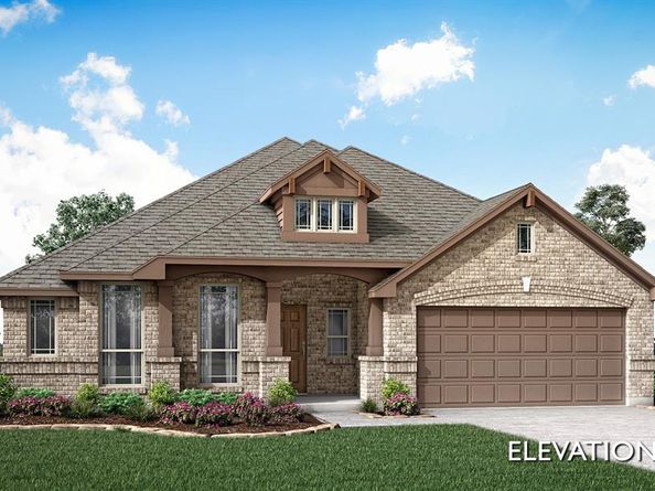 824  Alamo Court , DeSoto Texas 75115