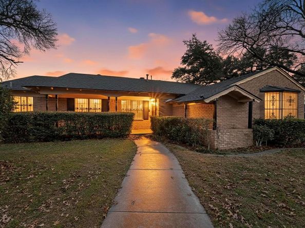 4616  Weehaven Drive , Dallas Texas 75232