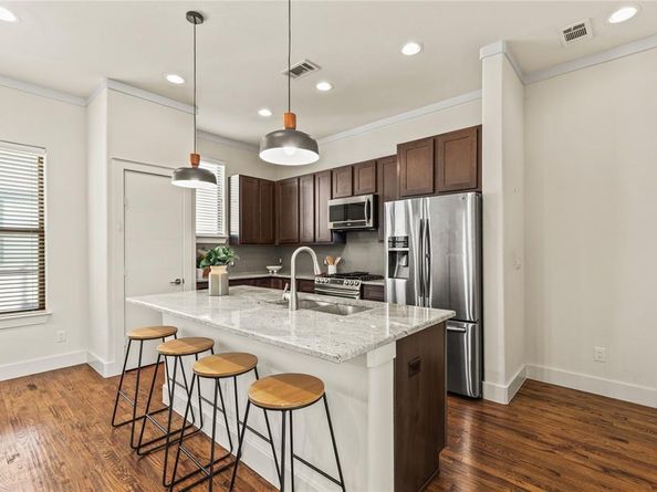 5909  Ross Avenue  2, Dallas Texas 75206