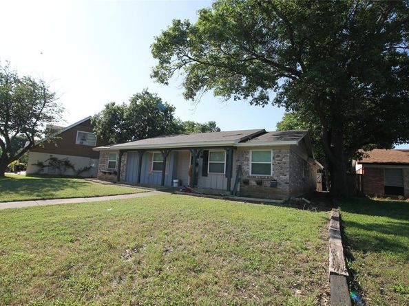 3932  Sun Valley Court , Irving Texas 75062