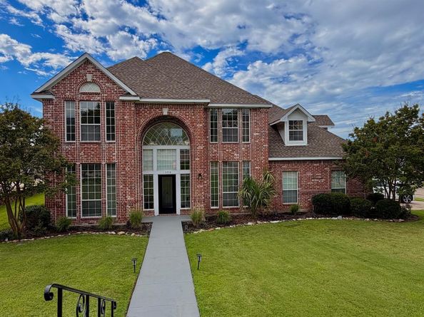 1390  Shores Boulevard , Rockwall Texas 75087