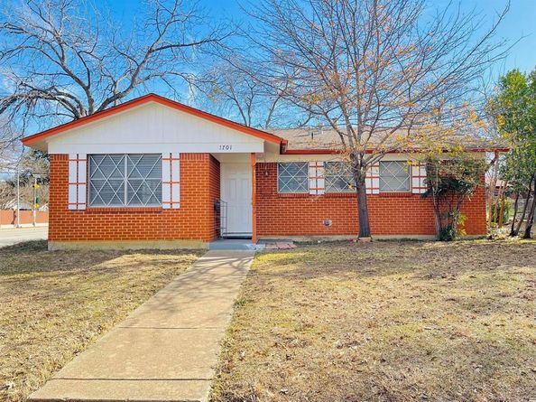 1701  Warren Lane , Fort Worth Texas 76112