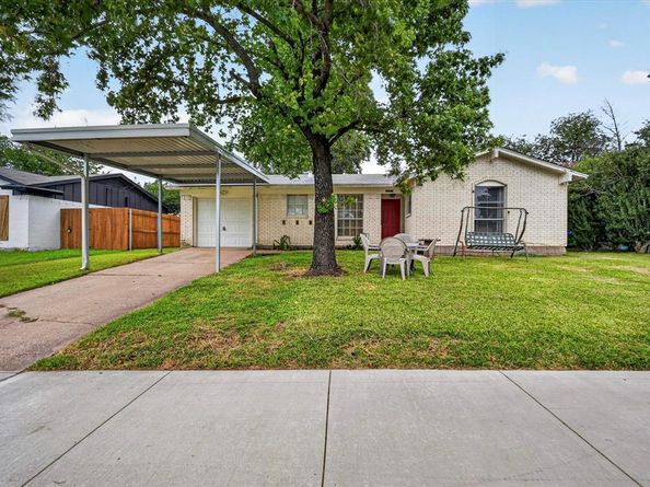 14413  Horseshoe Trail , Balch Springs Texas 75180