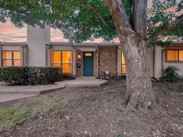 13786  Brookgreen Circle , Dallas Texas 75240