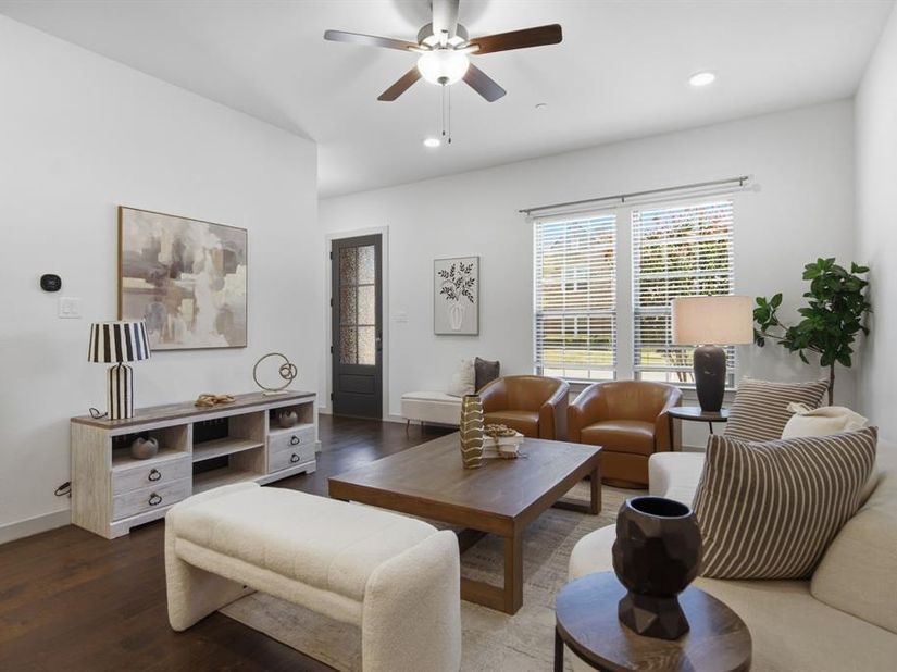 2221  Lasso Lane , Carrollton Texas 75010