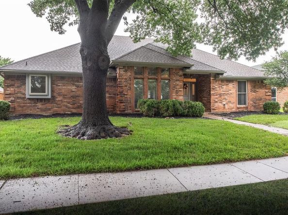 2805  Corby Drive , Plano Texas 75025