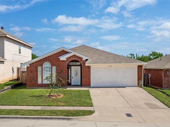 2374  Stagecoach Street , Fort Worth Texas 76133