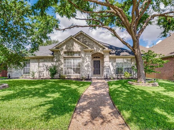3808  Belton Drive , Dallas Texas 75287