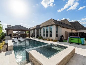 2205  Zaide Way 