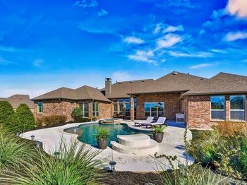 800  Yasmin Court 