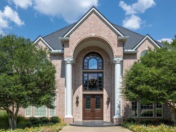 2303  Panorama Court , Arlington Texas 76016
