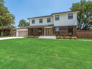 2418  Grandview Drive 