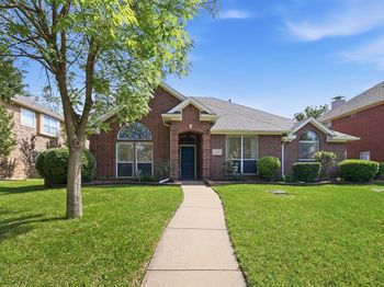 2112  Greenview Drive 