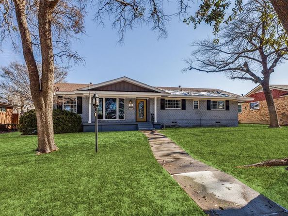 5834  Clendenin Avenue , Dallas Texas 75228