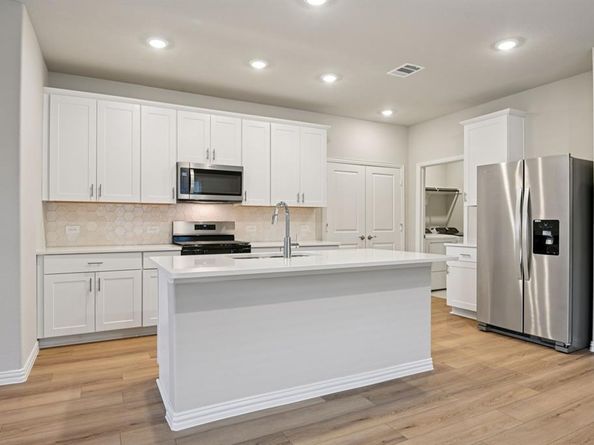 1612  Arches Road , Anna Texas 75409