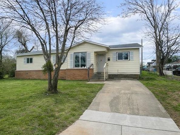 1413  Lindsey Street , Fort Worth Texas 76105