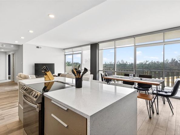 6211  Northwest Highway  400, Dallas Texas 75225