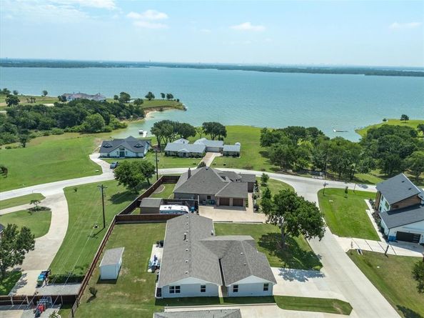 645  Woodcrest Drive , Lakewood Village Texas 75068