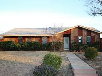 2921  Collins Boulevard 