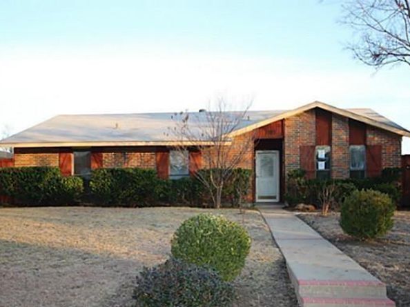 2921  Collins Boulevard , Garland Texas 75044