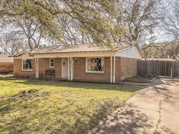 1548  Carl Street , Fort Worth Texas 76103