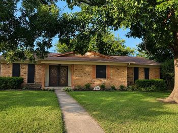 409  Colonial Drive 