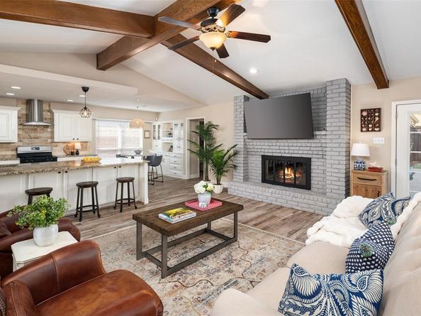 9352  Briarhurst Drive , Dallas Texas 75243