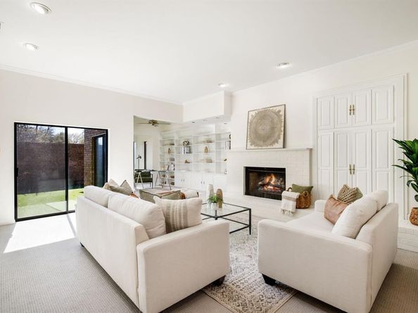 3441  Courtyard Circle , Farmers Branch Texas 75234