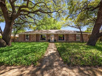 2616  Pin Oak Lane 