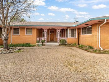 2000  Standifer Street 