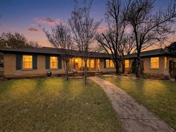 1705  Mariposa Drive 